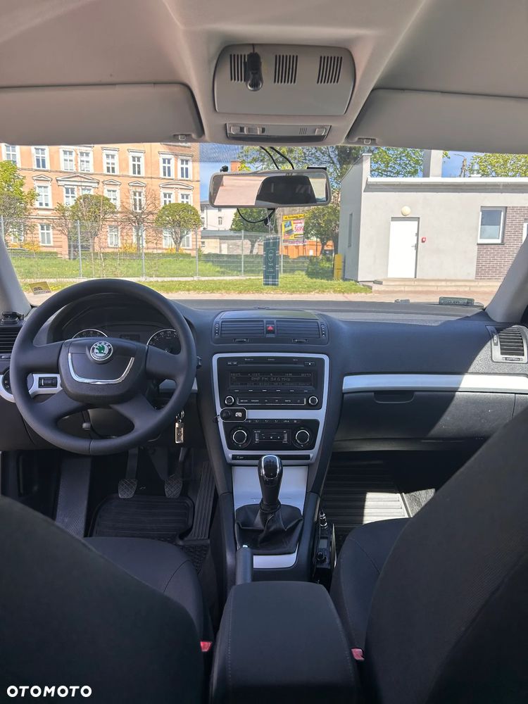 Skoda Octavia 2.0 TDI DPF Ambition - 6