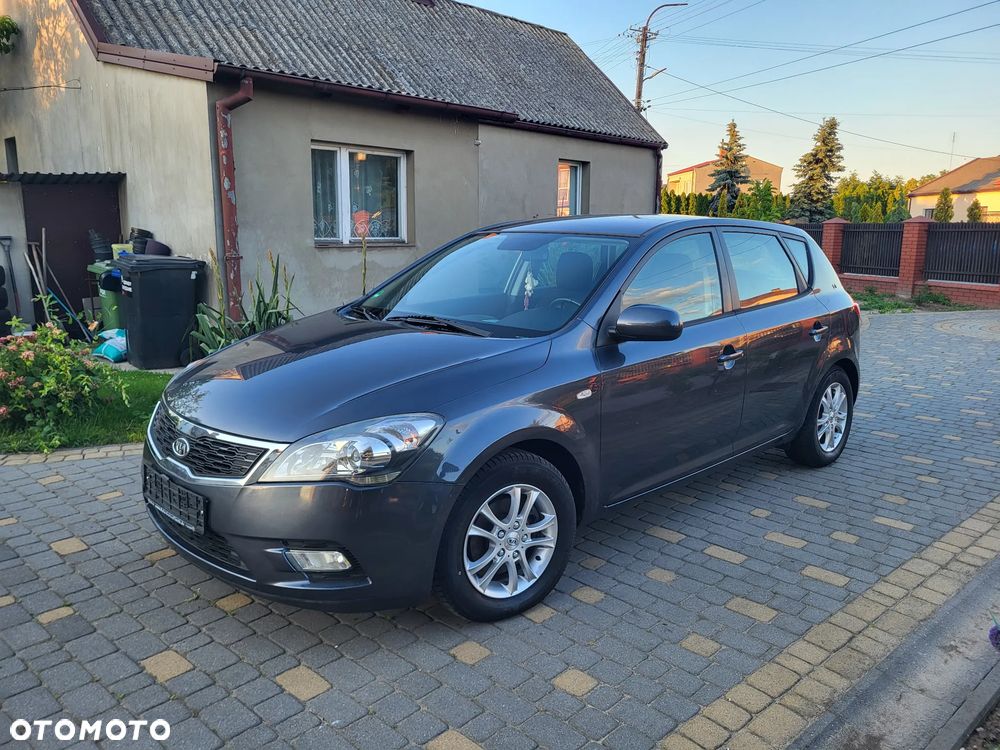 Kia Ceed 1.4 Comfort + - 7