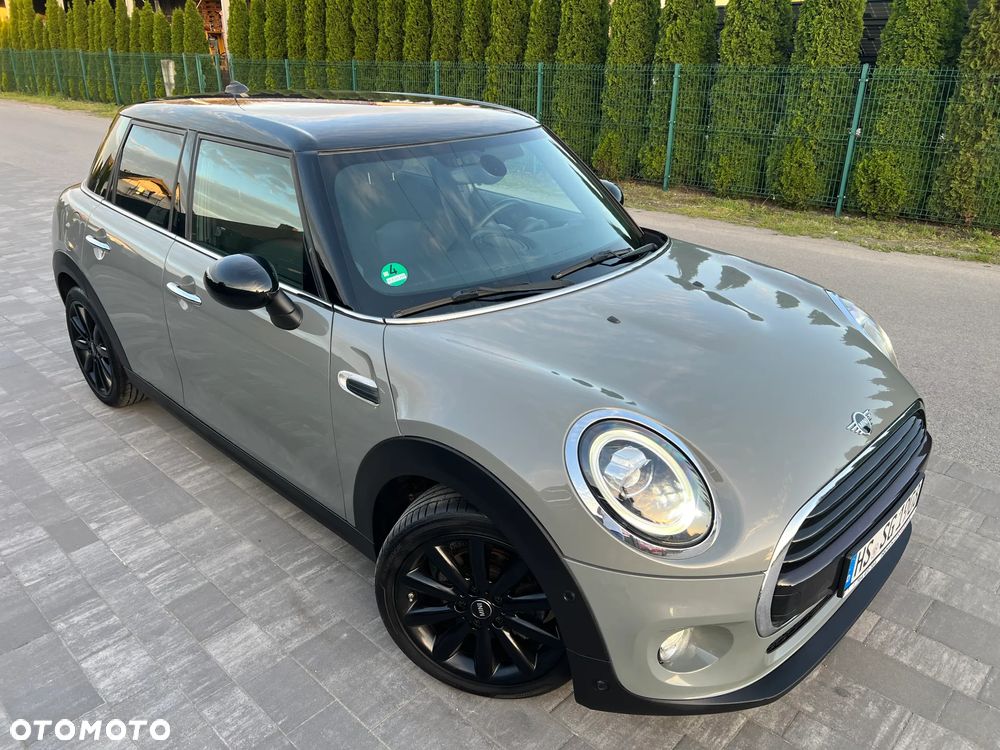 MINI Cooper 60 Years Chili - 11
