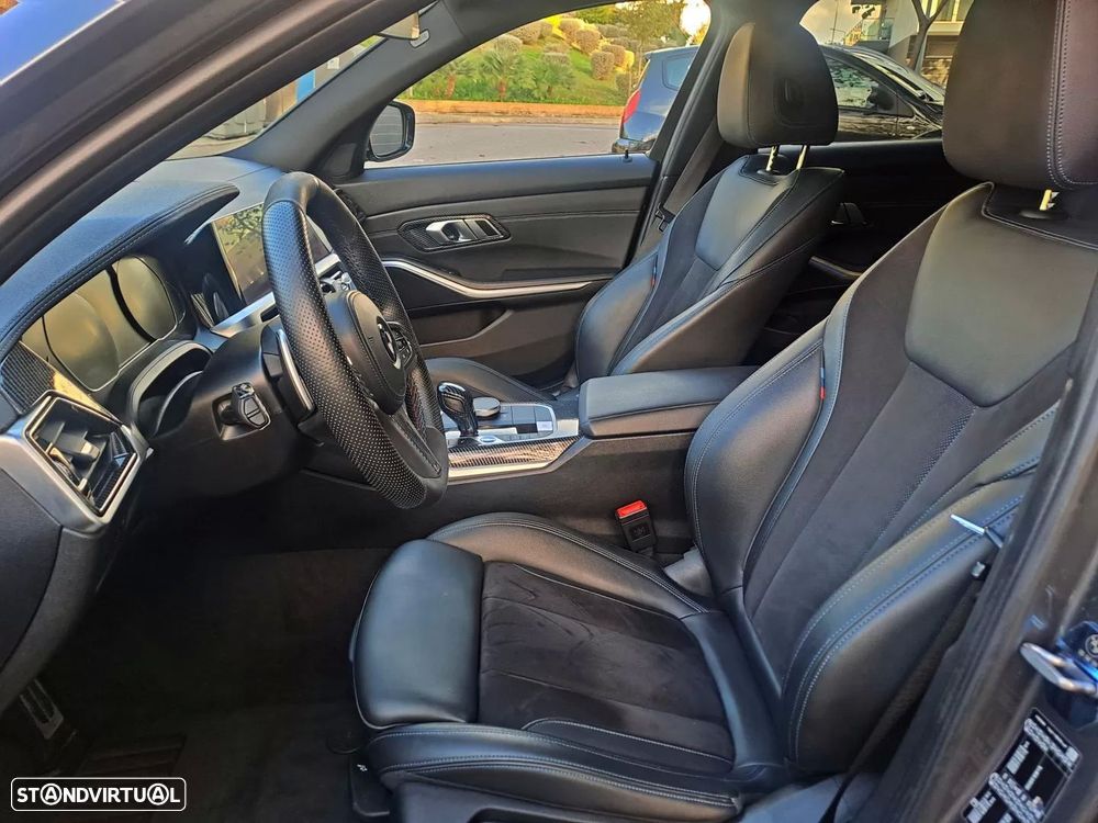 BMW 320 d Touring Pack Desportivo M Pro Auto - 12