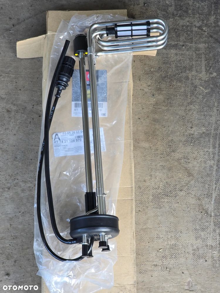 Czujnik poziomu AdBlue RENAULT, VOLVO - 2