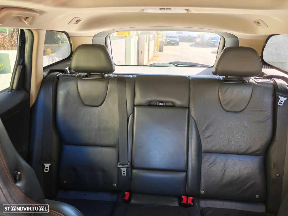 Volvo XC 60 2.0 D3 Drive Summum - 12