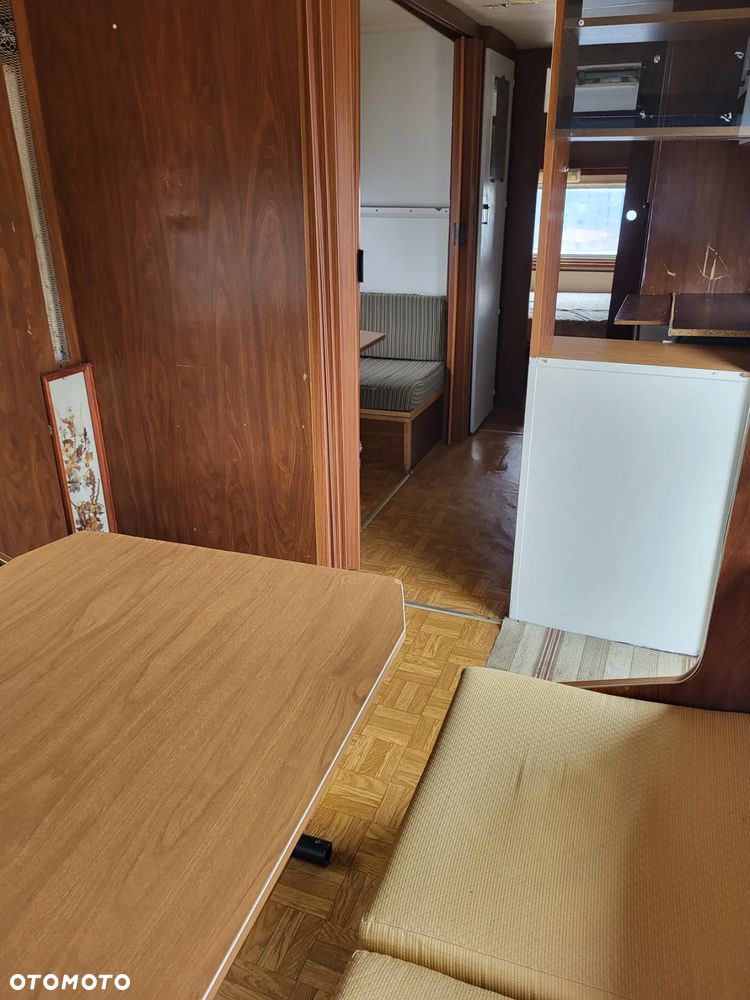 Adria - 9