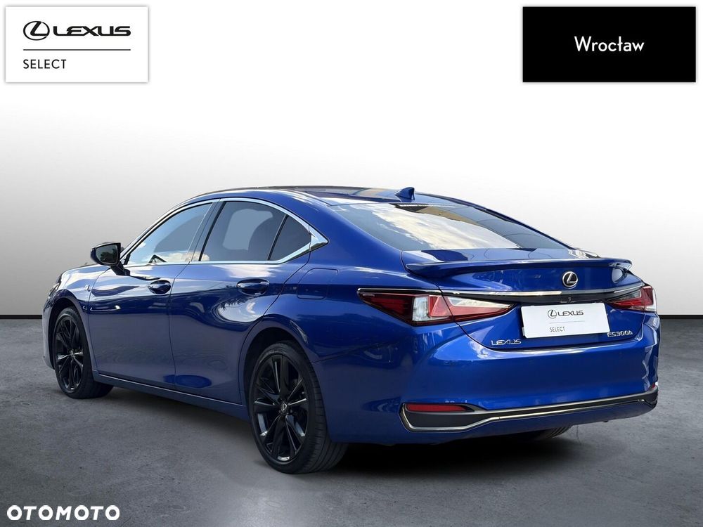 Lexus ES 300h F Sport Edition - 4