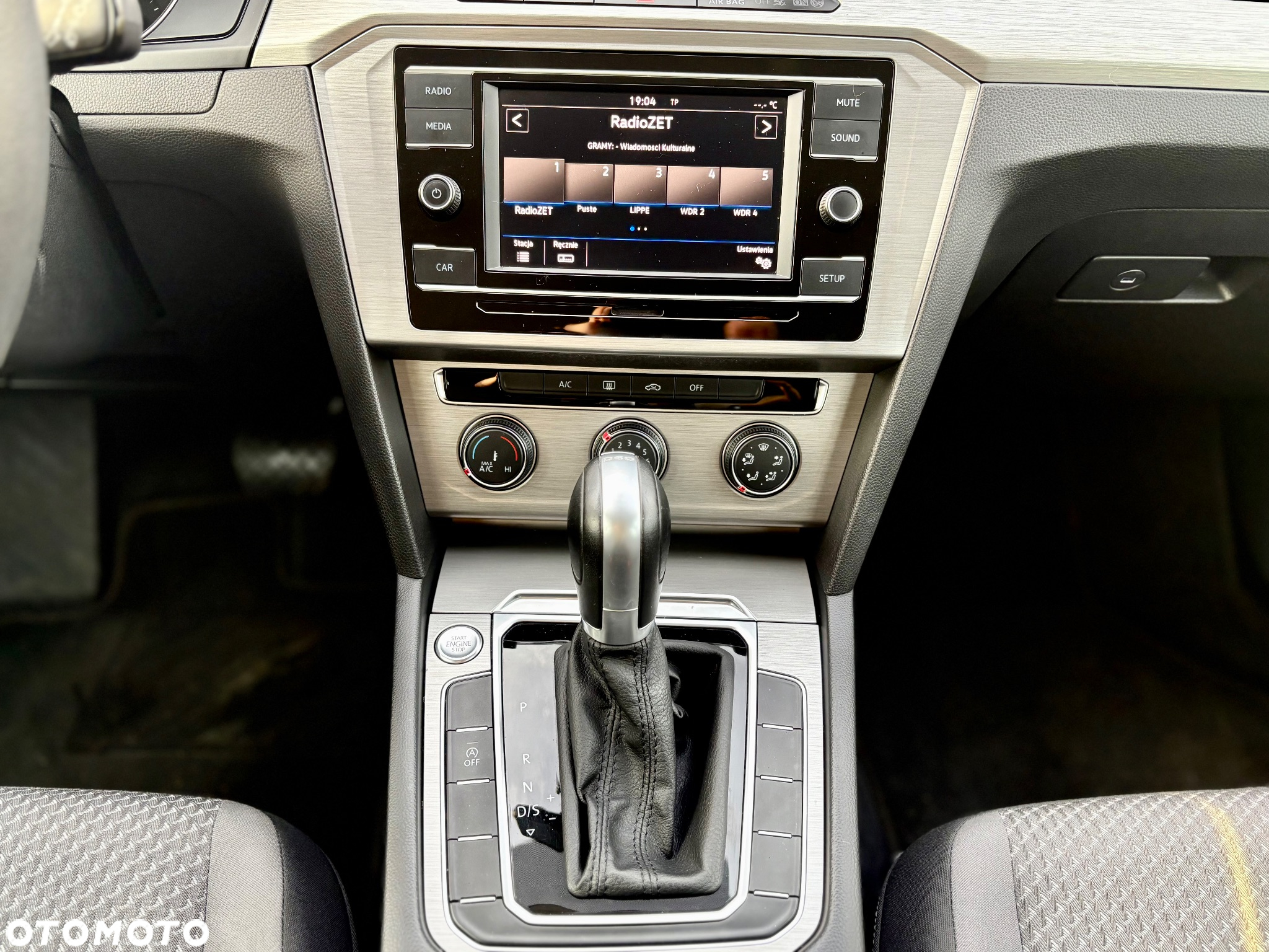 Volkswagen Passat 2.0 TDI BMT SCR Trendline DSG7 - 13