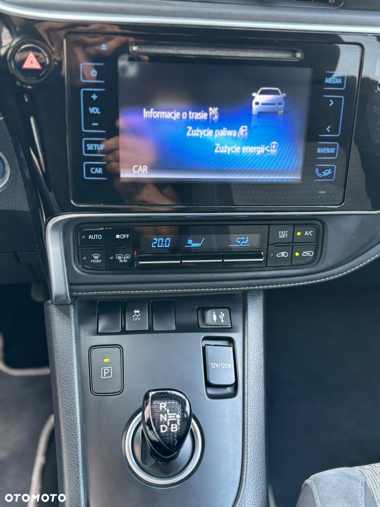 Toyota Auris 1.8 VVT-i Automatik Style Selection - 13
