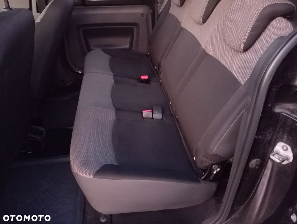 Dacia Dokker 1.6 MPI 85 Ambiance - 12