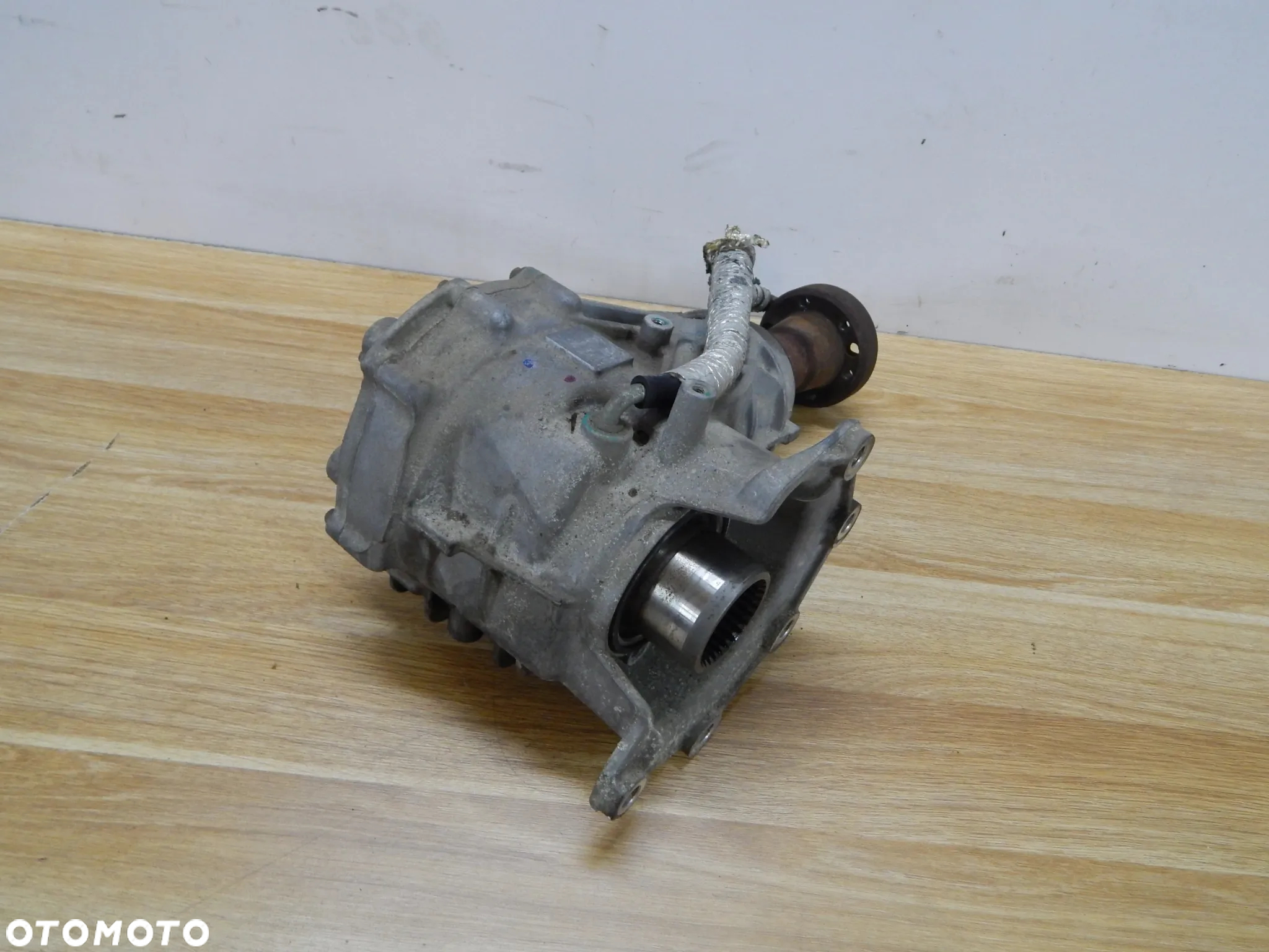 Reduktor skrzynia kątowa 1.5 1.6 ecoboost Ford KUGA Mk2 Escape 13-19 Łuków części - 3