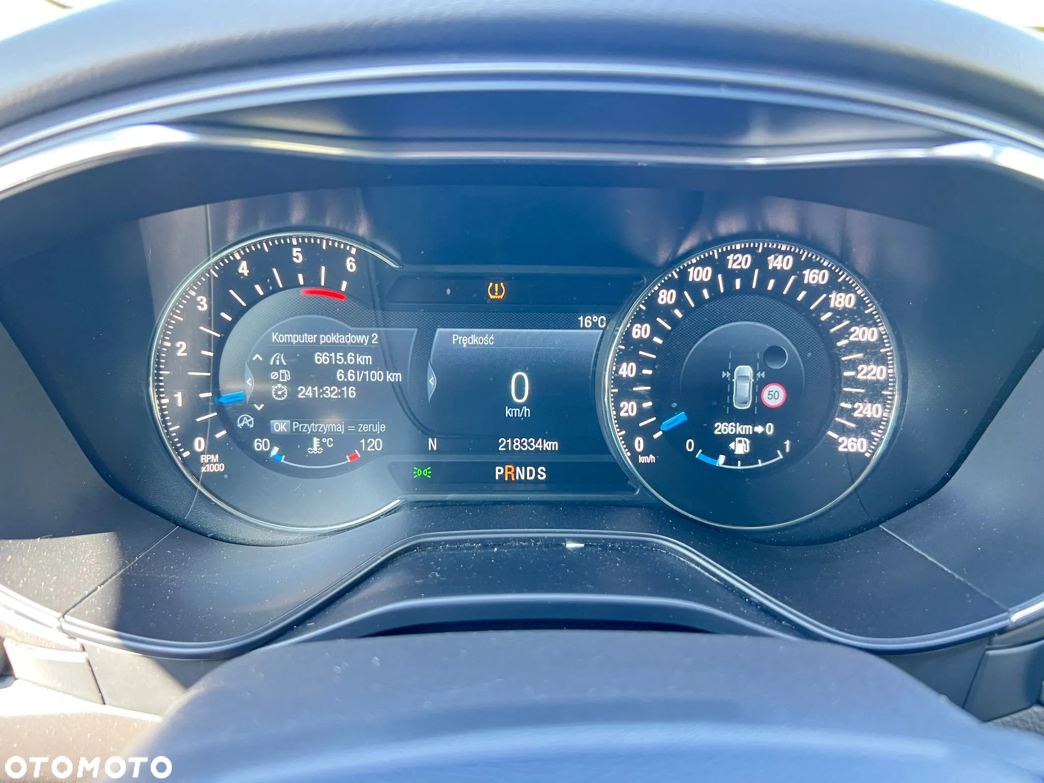 Ford Mondeo Turnier 2.0 TDCi Start-Stopp PowerShift-Aut Titanium - 25