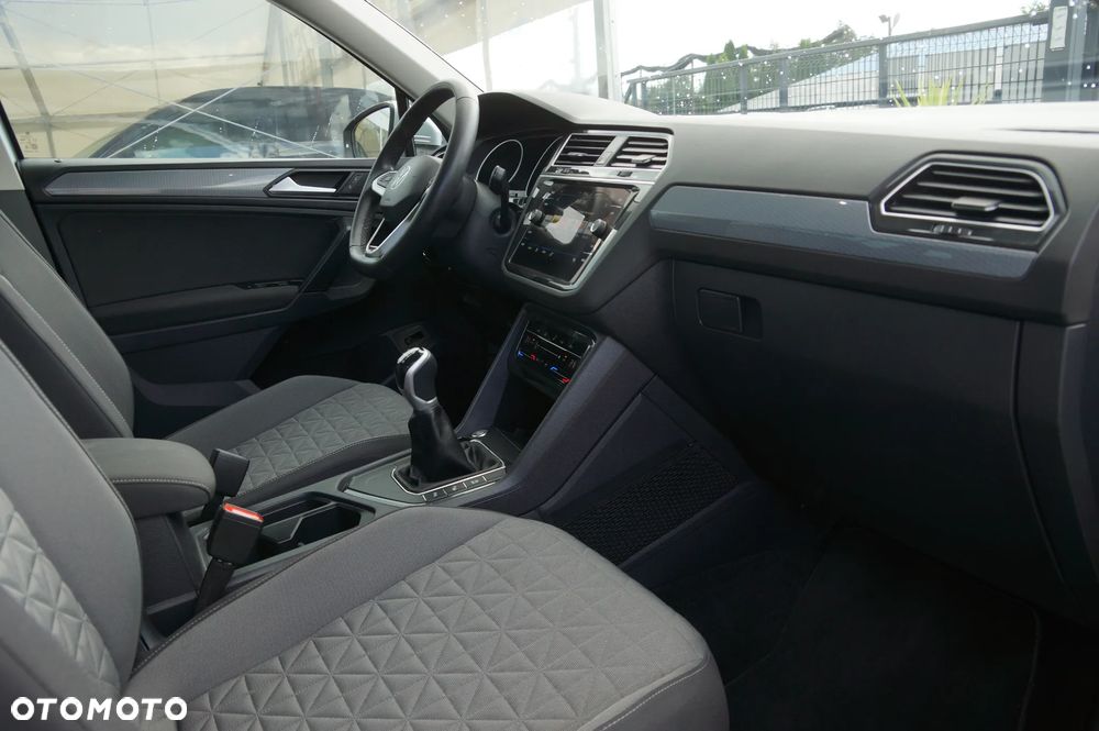 Volkswagen Tiguan 1.5 TSI EVO Life - 25