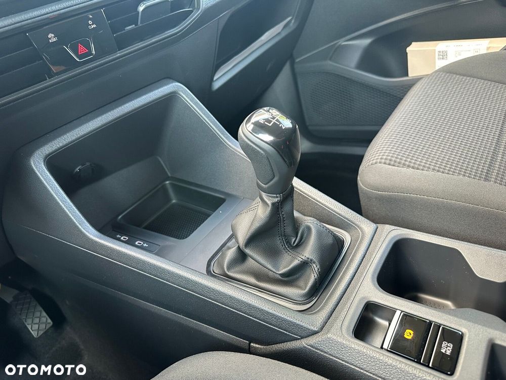 Volkswagen Caddy Caddy  silnik: 2,0 l TDI EU6 SCR  75 kW skrzynia biegów: manualna 6 -biegowa rozstaw osi: 2755 mm - 18
