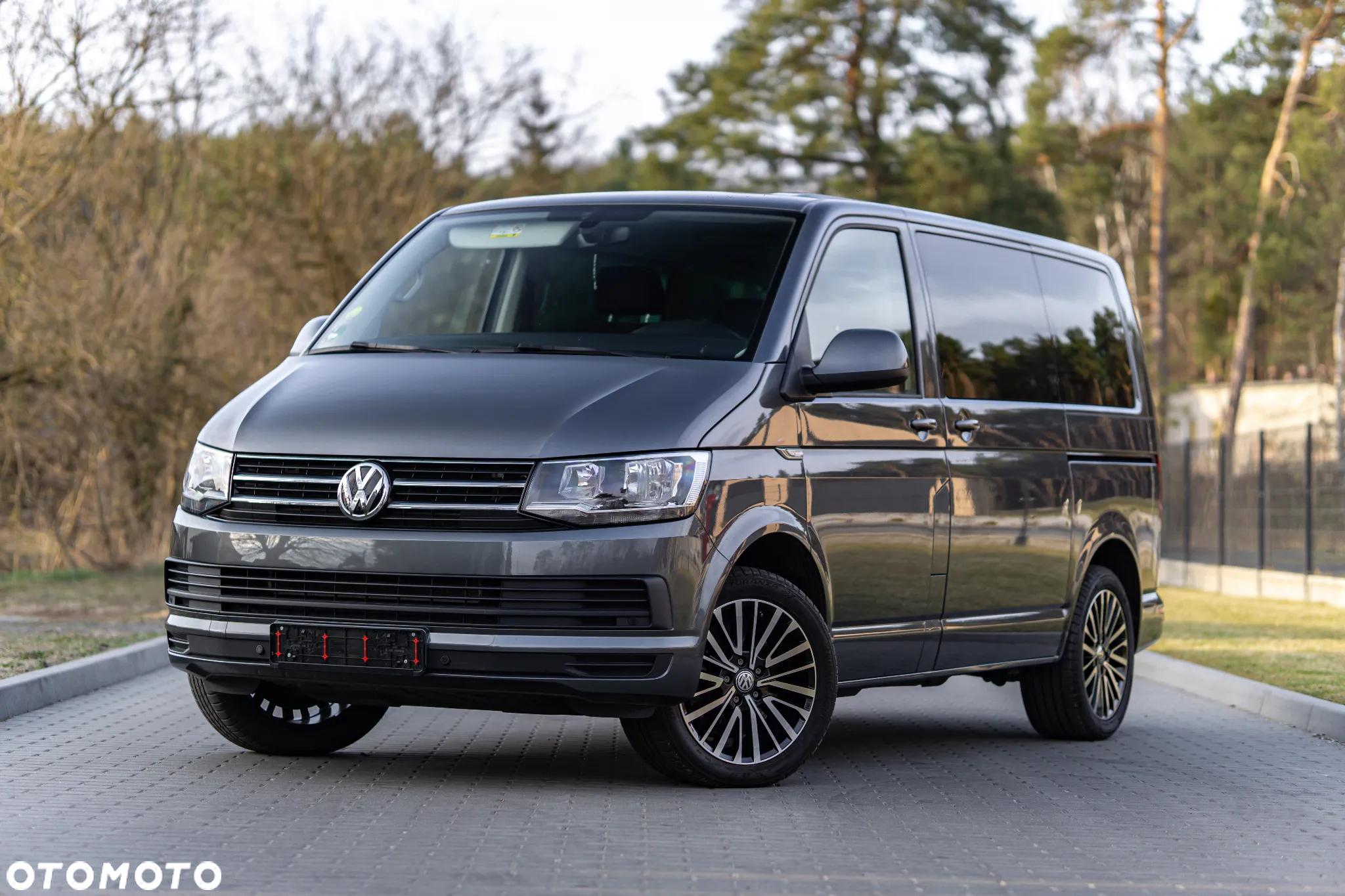 Volkswagen Multivan - 6