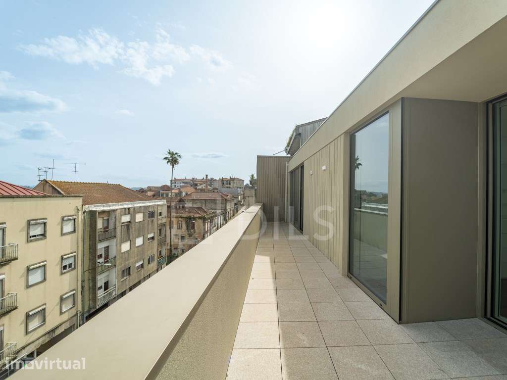Penthouse T2+1 com terraço e garagem, no Porto - Grande imagem: 4/53