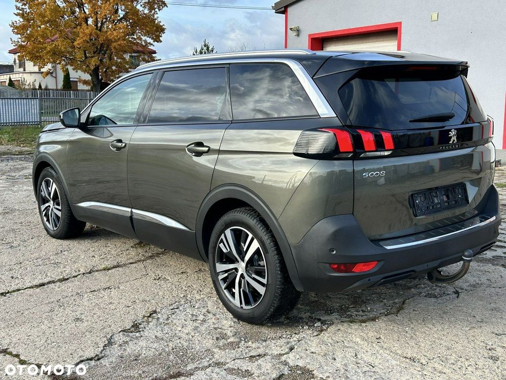 Peugeot 5008 - 4