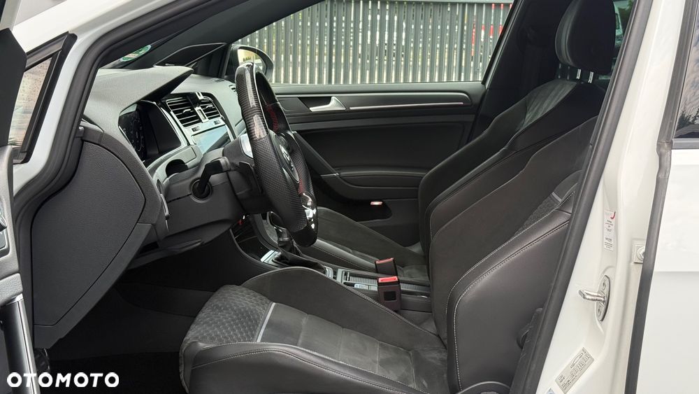 Volkswagen Golf GTD 2.0 TDI SCR DSG - 20