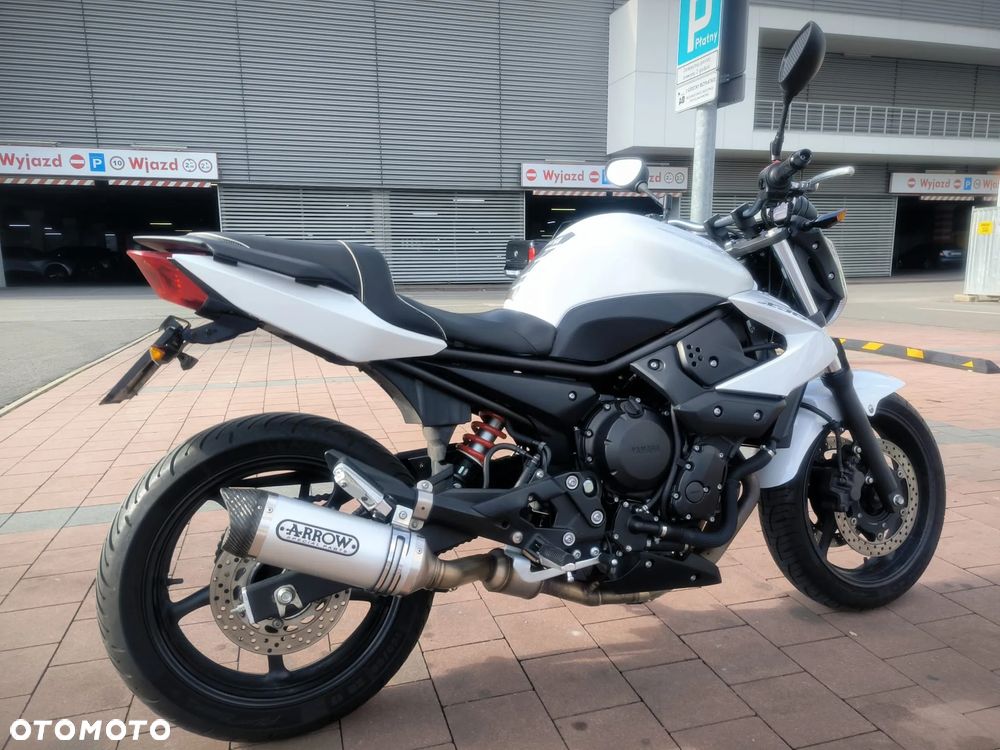 Yamaha XJ - 2