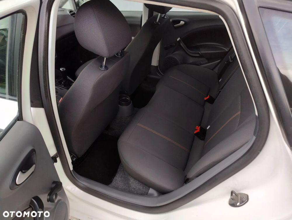 Seat Ibiza 1.4 16V Style - 21