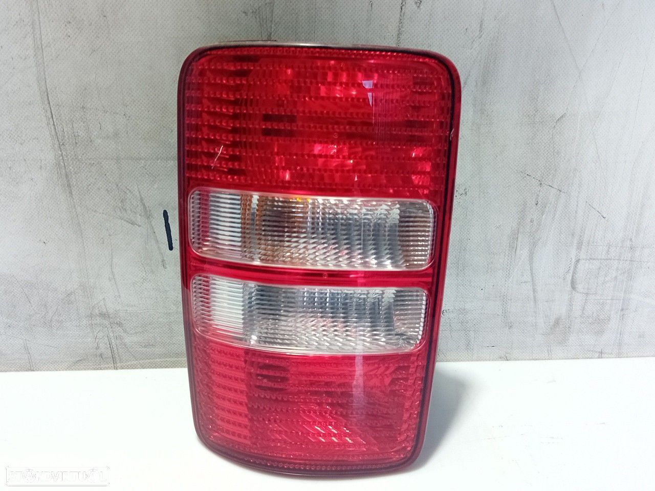 Farolim direito VOLKSWAGEN Caddy III Kombi (2KB, 2KJ, 2CB, 2CJ) - 1
