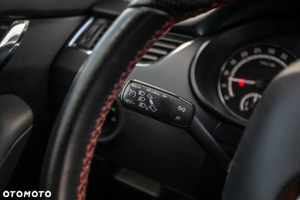 Skoda Octavia 2.0 TDI DSG RS - 29