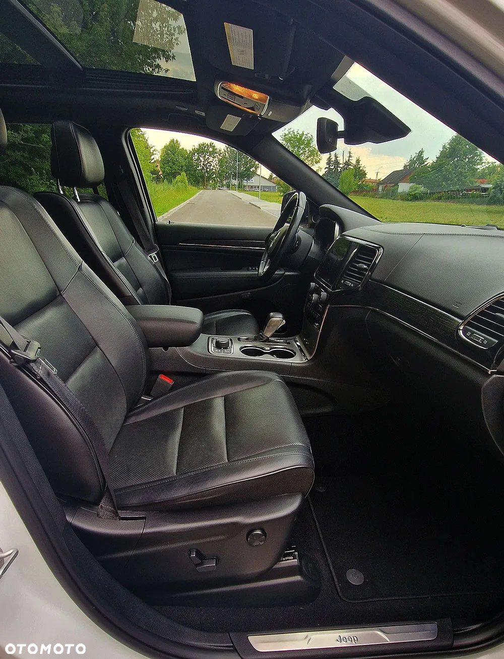 Jeep Grand Cherokee 3.6 V6 Summit - 17