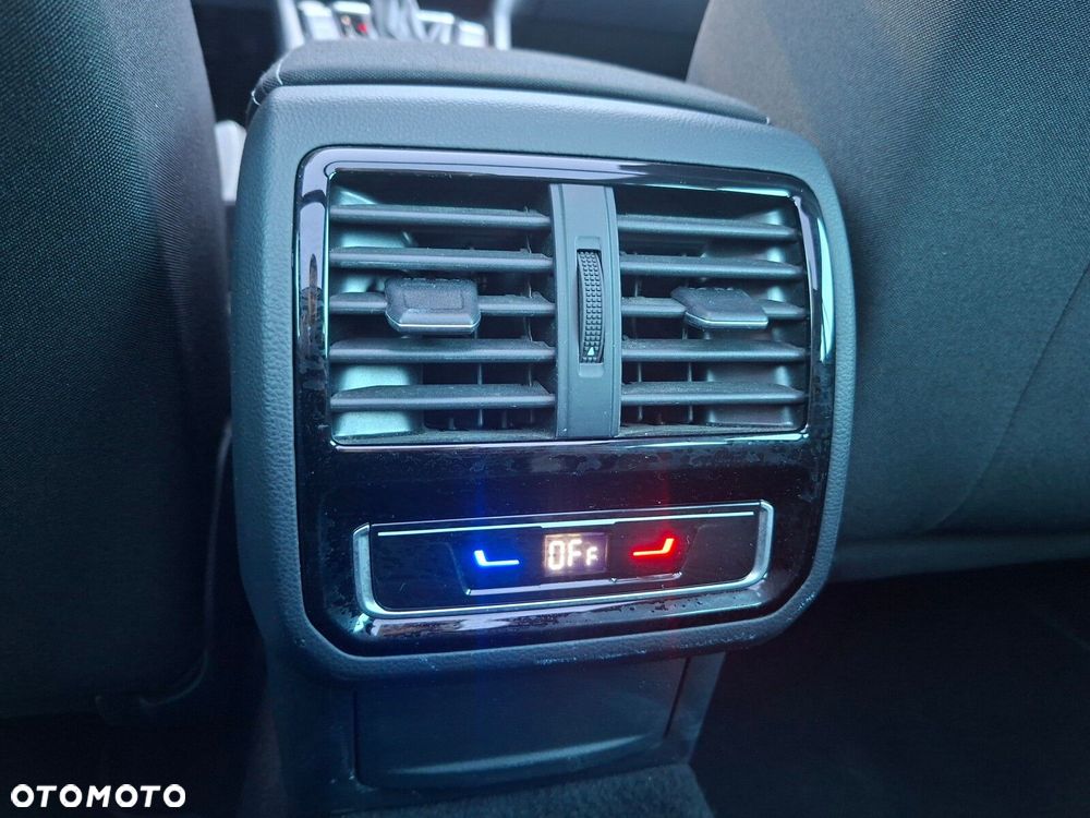 Volkswagen Passat - 18