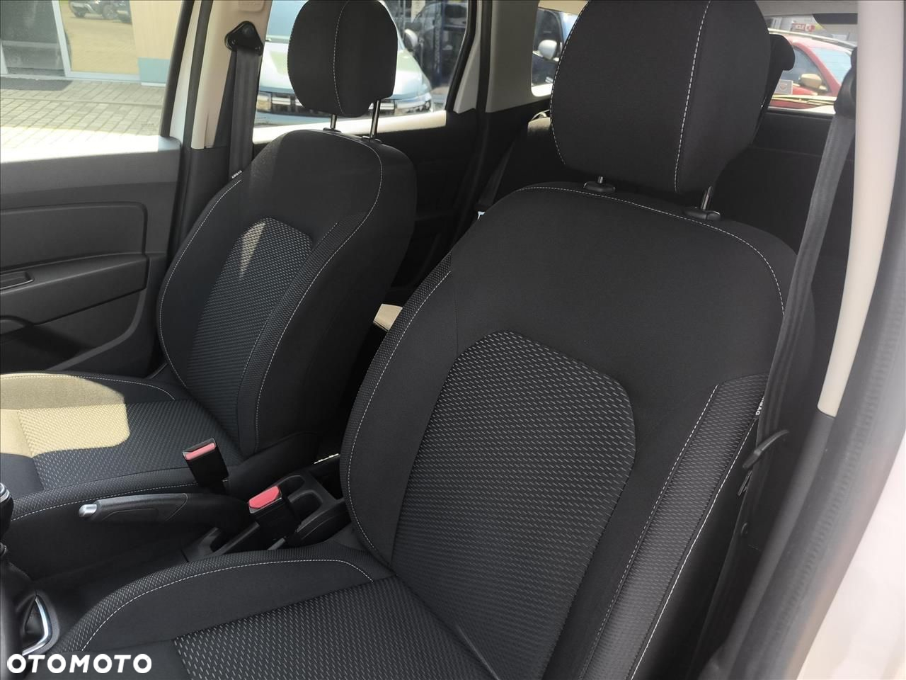 Dacia Duster 1.0 TCe Comfort - 12