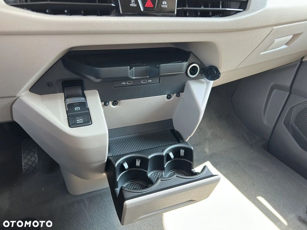 Volkswagen California - 33