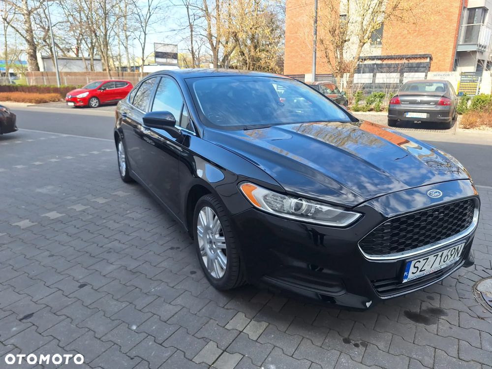 Ford Fusion - 18