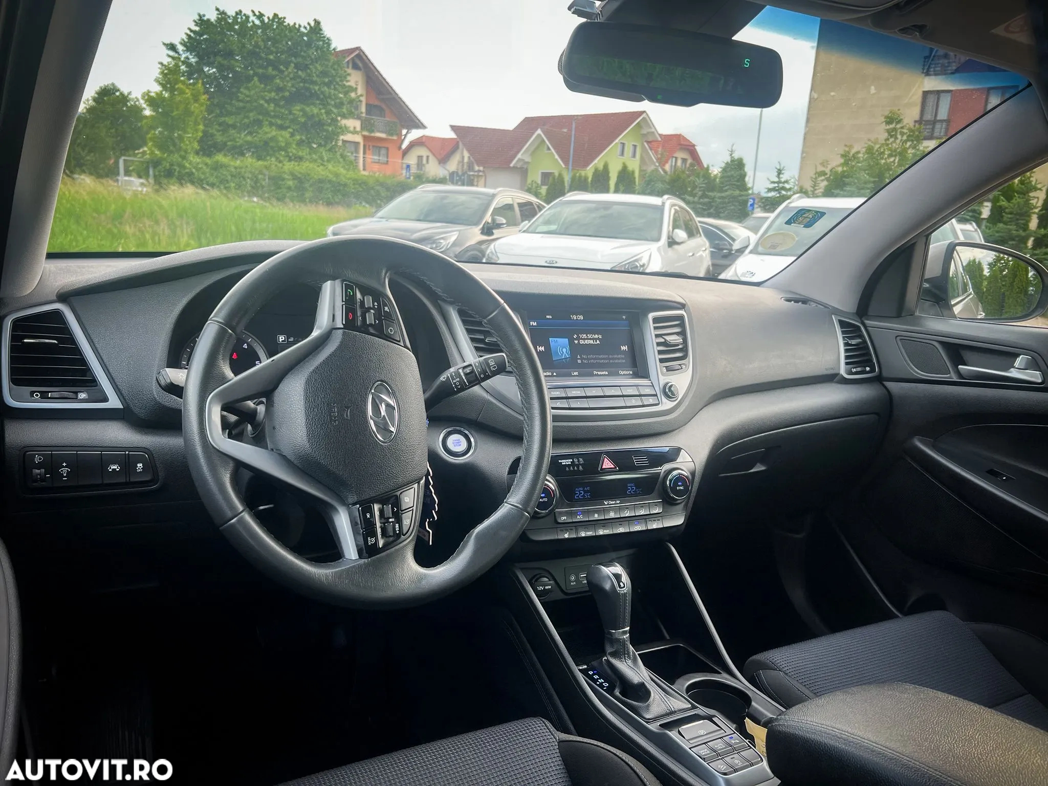 Hyundai Tucson blue 1.7 CRDi 2WD DCT Premium - 9