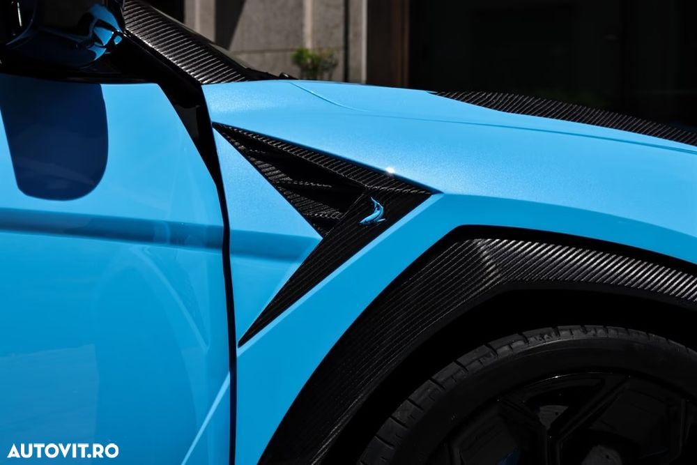 Lamborghini URUS - 15