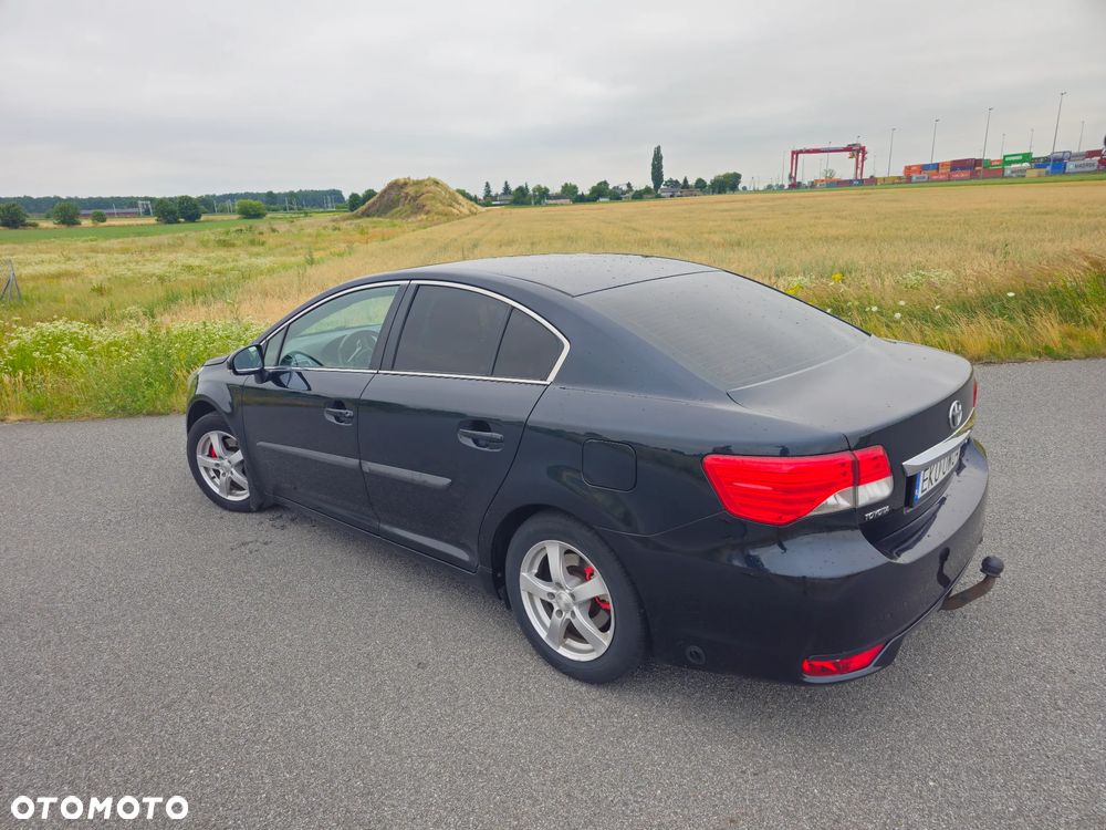 Toyota Avensis 1.8 Sol NAVI - 1