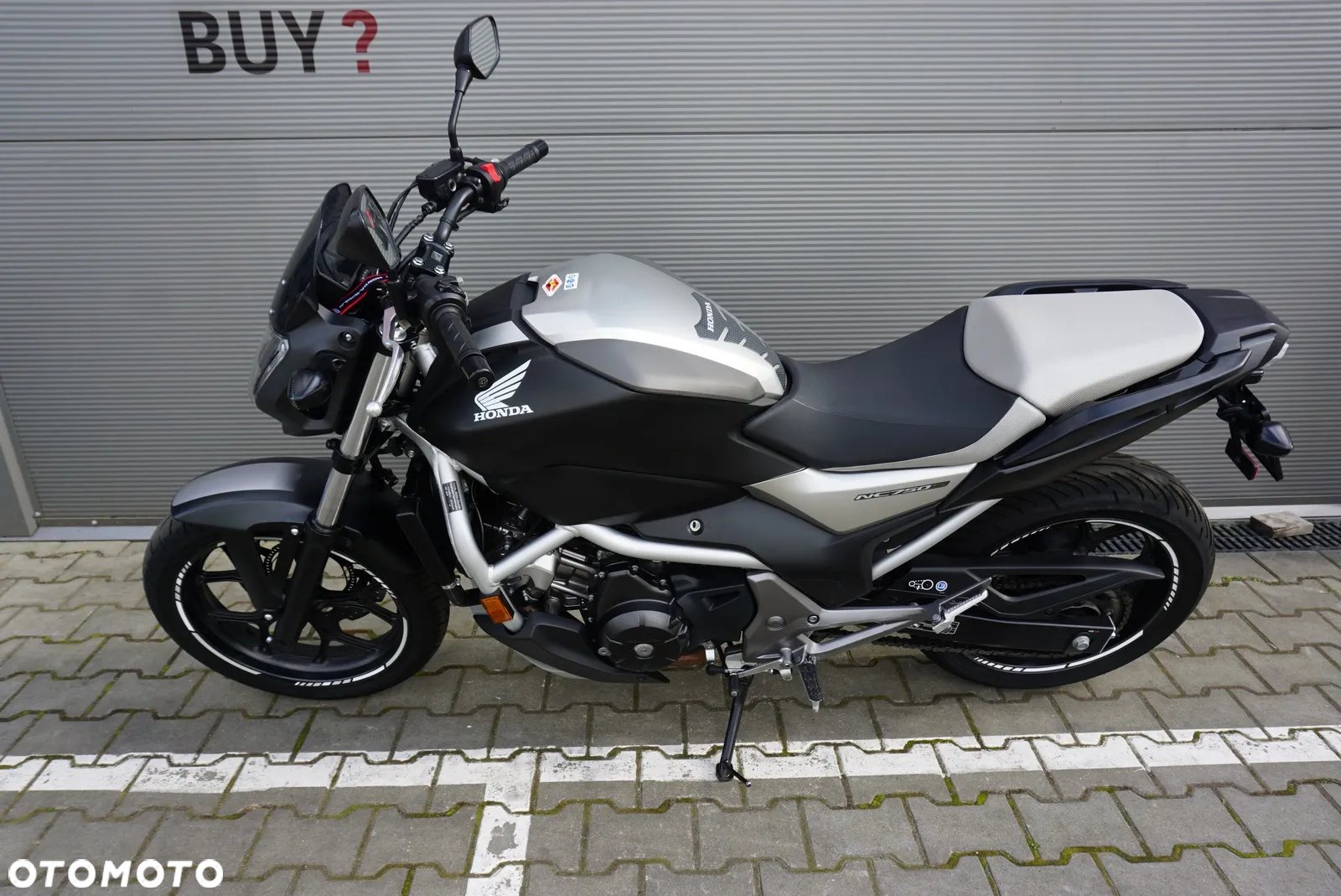 Honda NC - 16