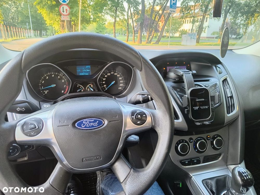 Ford Focus 1.6 TI-VCT Trend - 11