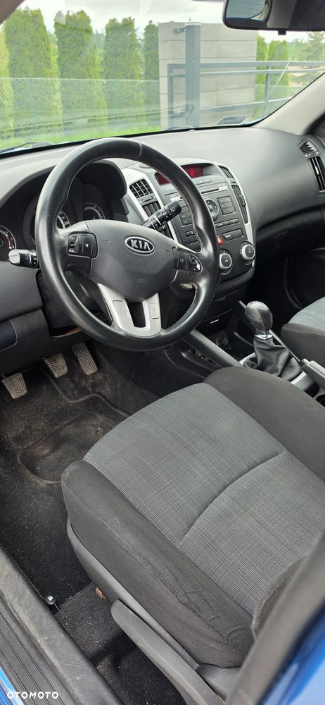 Kia Ceed 1.4 Comfort + - 5