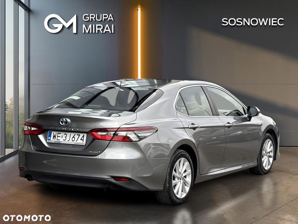 Toyota Camry 2.5 Hybrid Comfort CVT - 5