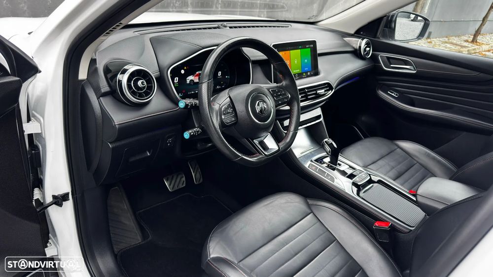 MG EHS 1.5 T-GDI Plug-in Hybrid Luxury - 6