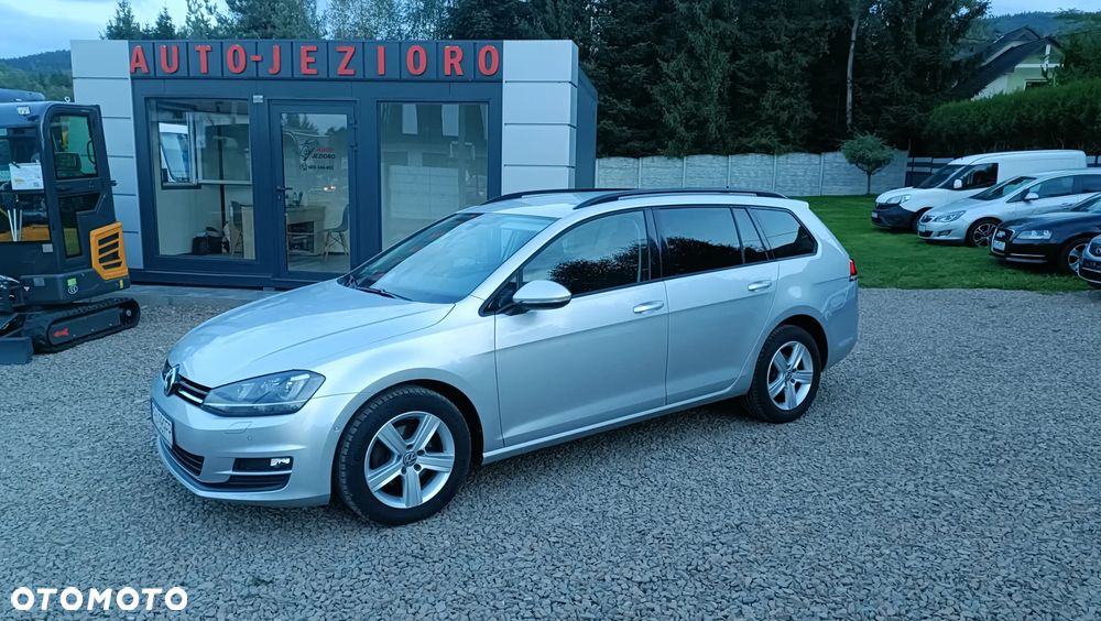 Volkswagen Golf - 2