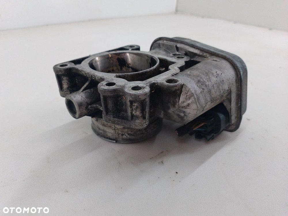 PRZEPUSTNICA FIAT CROMA 2005 2.2 MPI 16V BENZYNA - 2