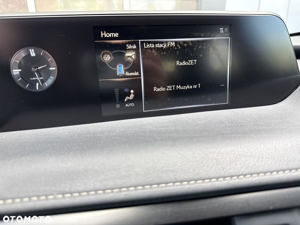 Lexus UX 250h GPF F Impression 2WD - 18