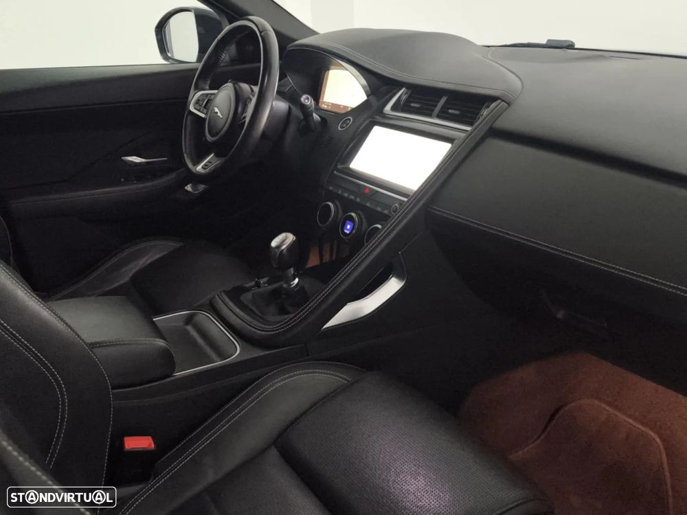Jaguar E-Pace 2.0 i4D R-Dynamic S - 19