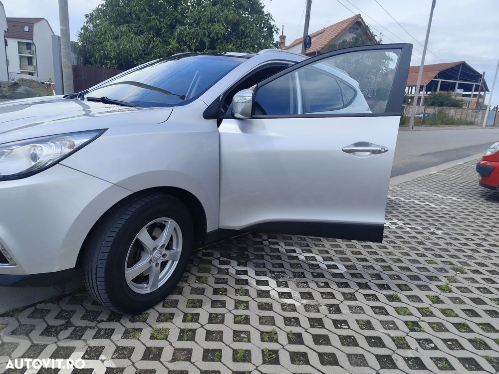 Hyundai ix35 2.0 CRDI 4WD Style - 9