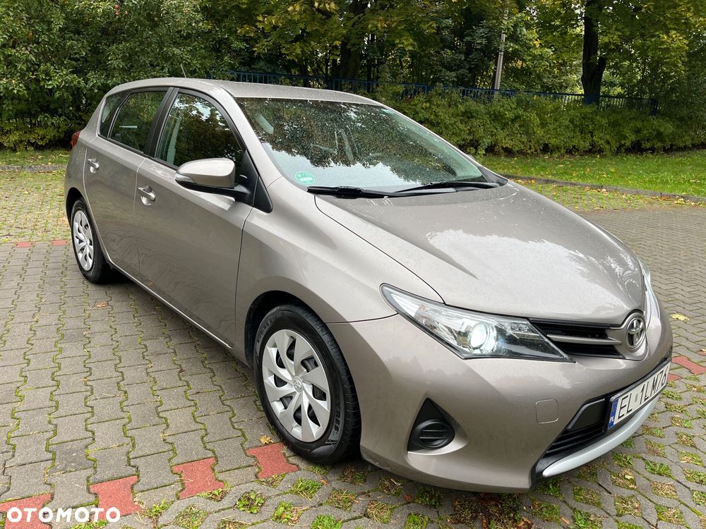 Toyota Auris 1.4 D-4D 2010 - 4