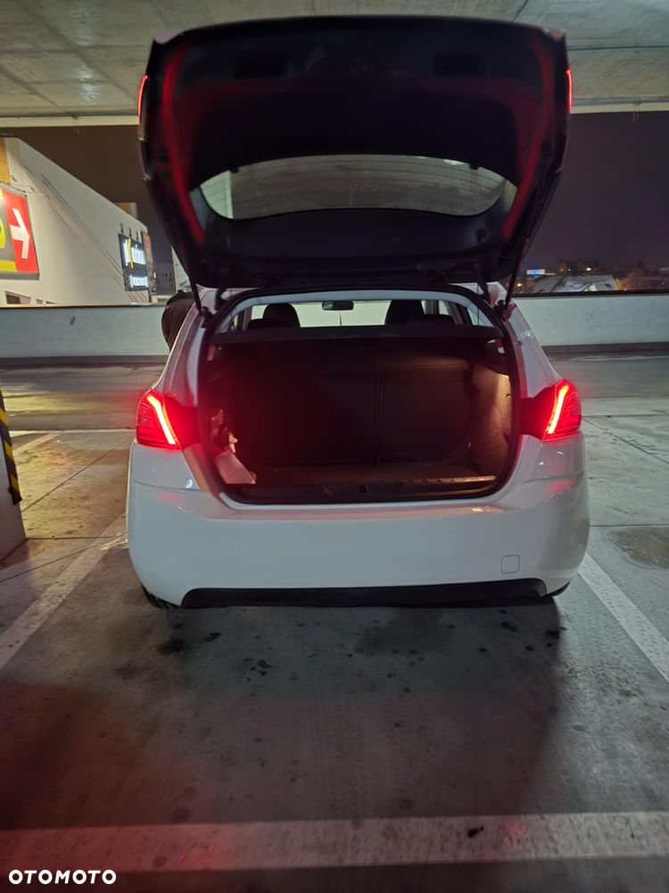 Peugeot 308 1.2 PureTech Access S&S - 12