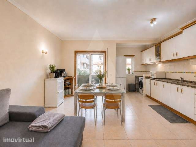 Apartamento T1 com garagem fechada na Praia da Barra - Grande imagem: 3/23