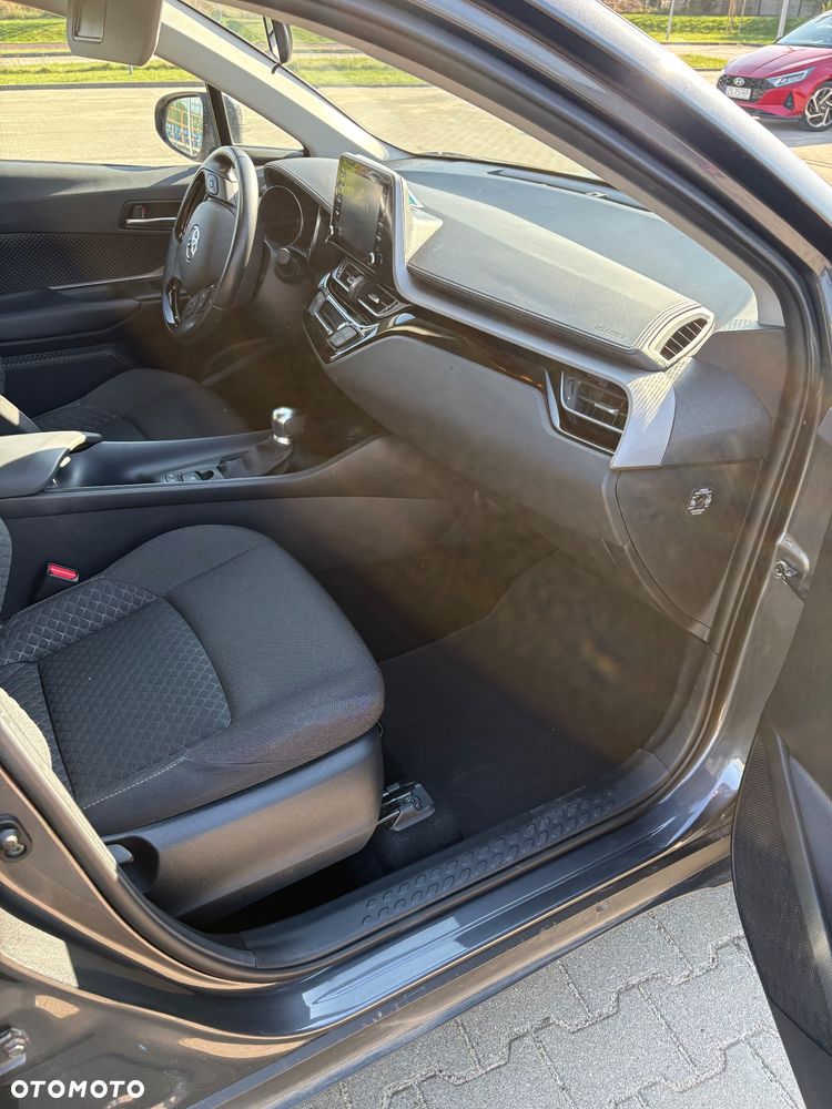 Toyota C-HR 1.8 Hybrid Executive - 8