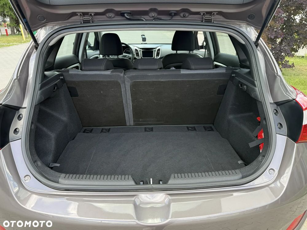 Hyundai i30 1.6 GDI Style - 10