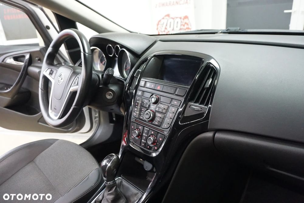 Opel Astra 1.4 Turbo Cosmo - 23