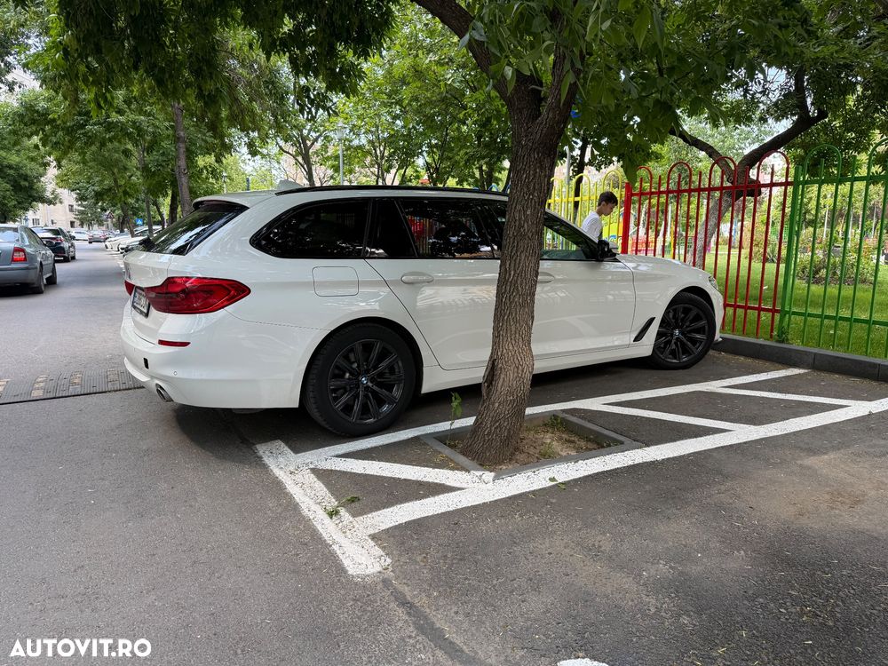 BMW Seria 5 520d AT - 3