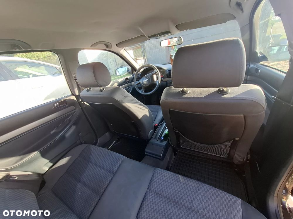 Audi A4 Avant 1.9 TDI - 9