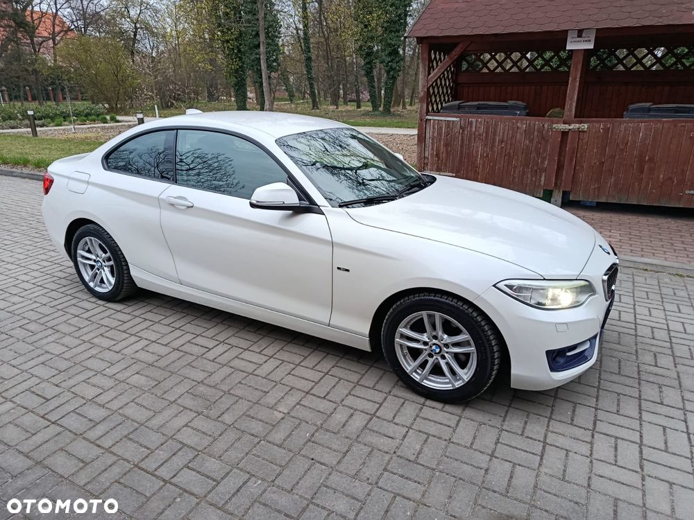 BMW Seria 2 220d Sport Line - 7